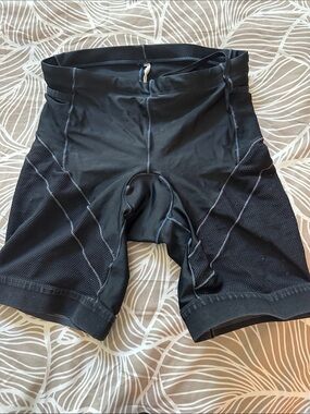 Zoot Black Cycling Compression Shorts with Internal Drawcord